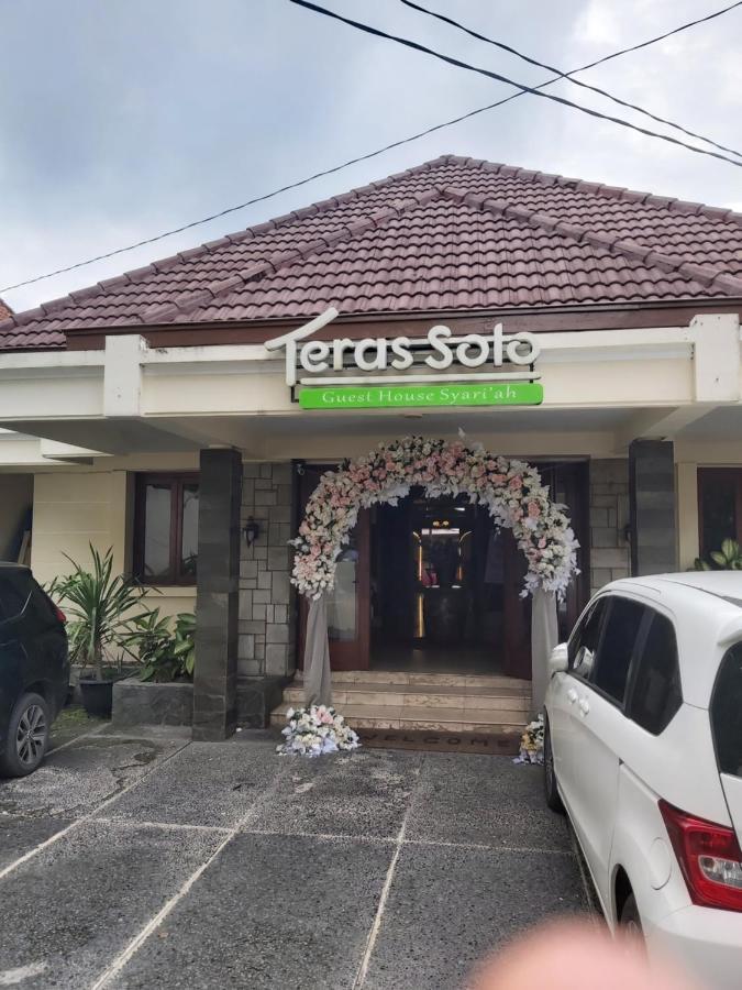 Guest House Teras Solo Syariah Εξωτερικό φωτογραφία